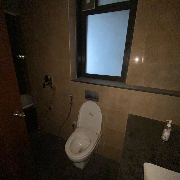 Bathroom, lodha-palava-trinity-a-to-c 3 Bedroom 1100 Sq.Ft. Apartment In Hedutane Thane 8913479