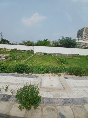  Plot – Garden View at Brickklin Sillicon Valley, Sector 70 - for Sale