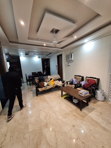 Parking in 3 BHK Builder Floor at Vipul World Floors, Sector 48 – for Rent