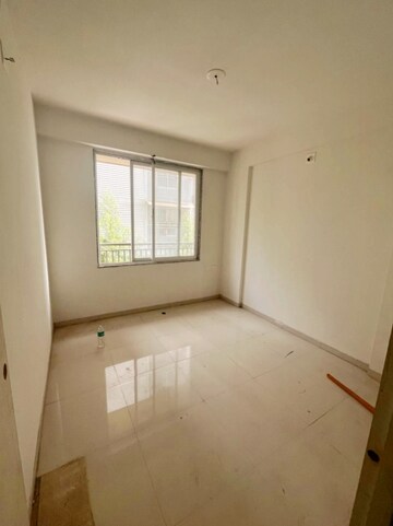 Room in 2 BHK Apartment at Chandkheda – for Rent