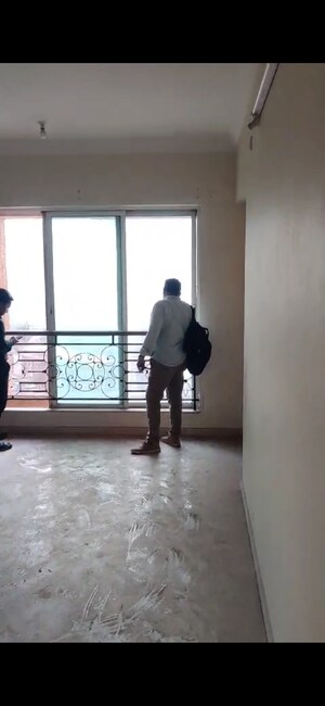 Room in 3 BHK Apartment at Hiranandani Gardens, Powai – for Sale