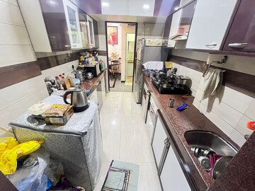 Master Bedroom in 2 BHK Apartment at Dheeraj Darshan, Jogeshwari East – for Rent