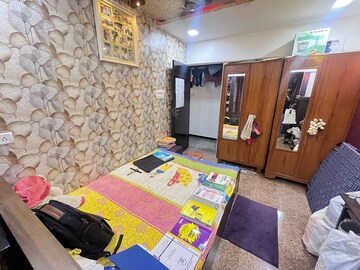 Bedroom in 2 BHK Apartment at Dheeraj Darshan, Jogeshwari East – for Rent