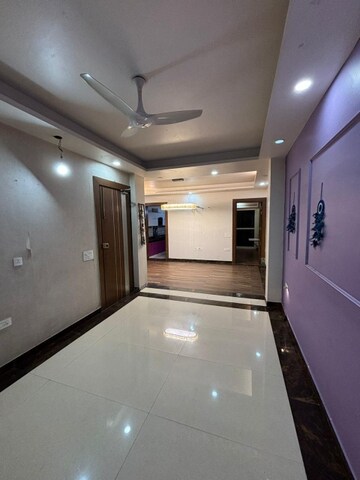 Kitchen in 3 BHK Builder Floor at Kohli One Malibu Town, Sector 47 – for Rent