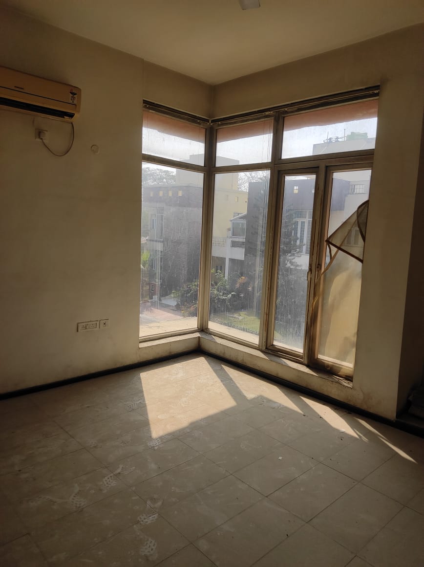 3 BHK 2233 Sq.Ft. Villa in Sanjeeva Town Bungalows