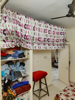 Room in 2 BHK Apartment at Chandkheda – for Sale