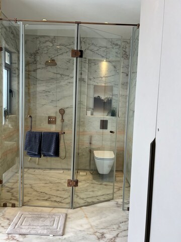 Bathroom in 6 BHK Apartment at Bhoomi Celestia, Malad West – for Sale