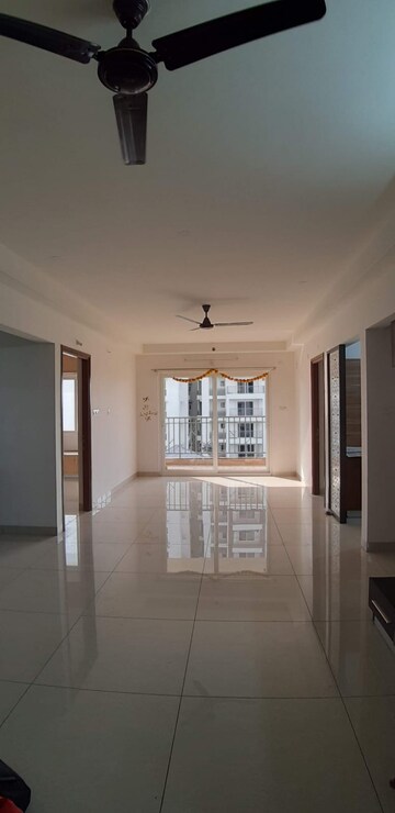 Room in 3 BHK Apartment at Aparna Serene Park, Kondapur – for Rent