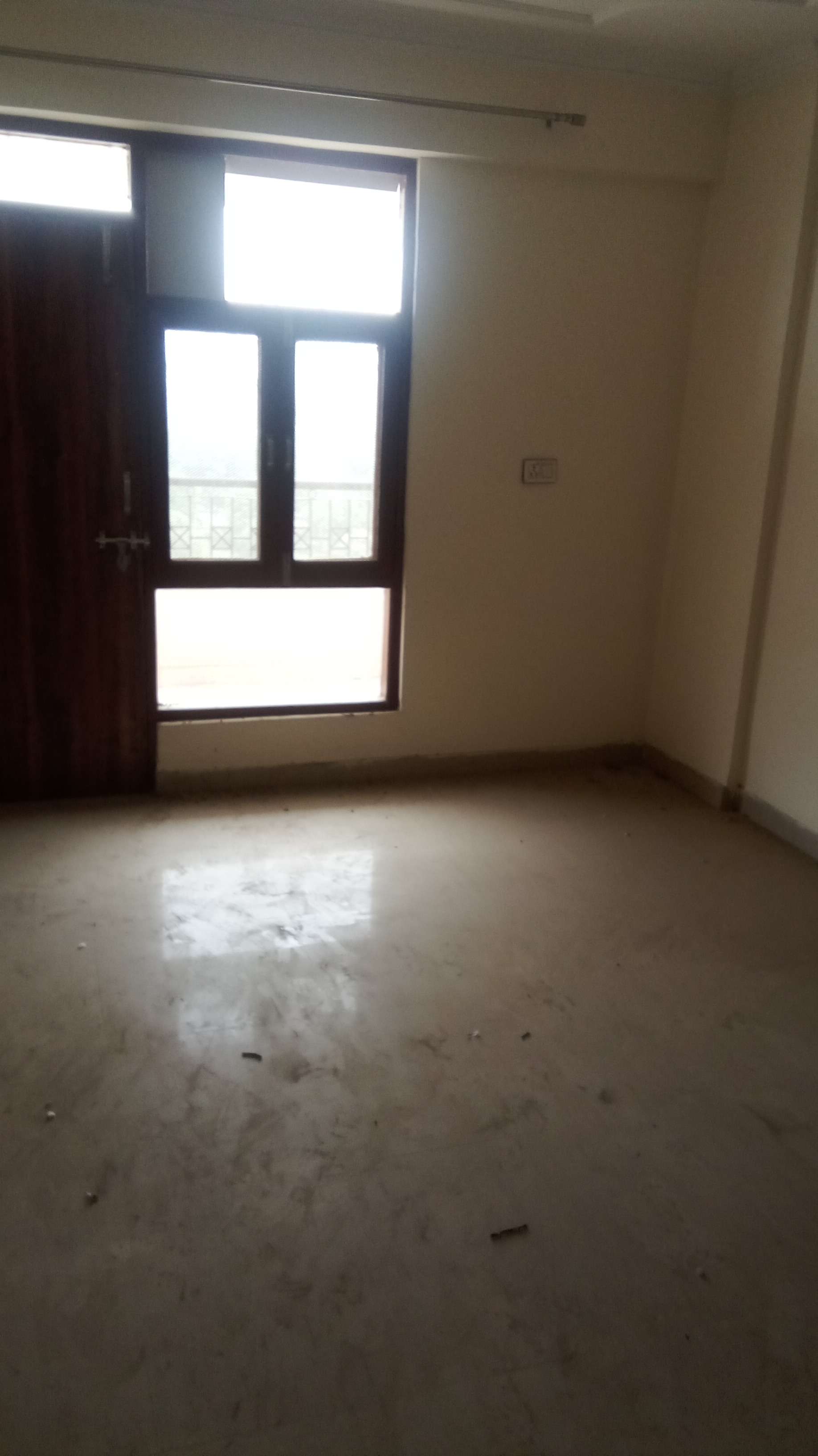 2 BHK 1350 Sq.Ft. Apartment in Parker White Lily
