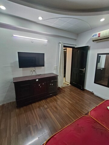 Master Bedroom in 3 BHK Apartment at Mahagun Mezzaria, Sector 78 – for Rent