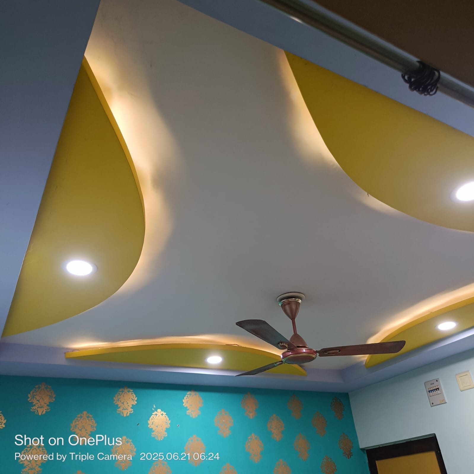 1 BHK + Extra Room Builder Floor For Rent in Shrinandnagar