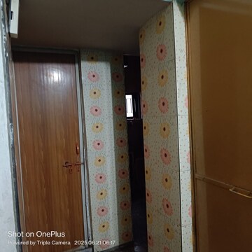 Building Lobby in 1 BHK Builder Floor at Vejalpur – for Rent