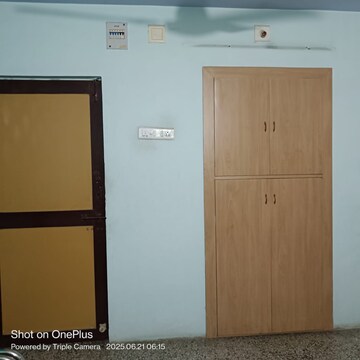 Room in 1 BHK Builder Floor at Vejalpur – for Rent