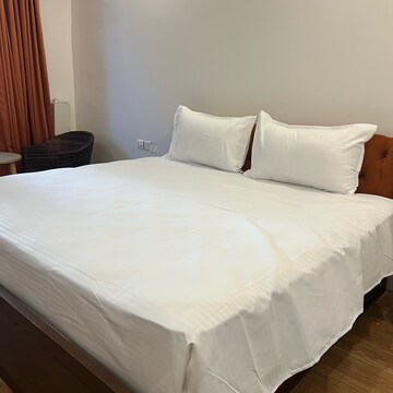  Pg For Rent in Udyog Vihar Phase 2