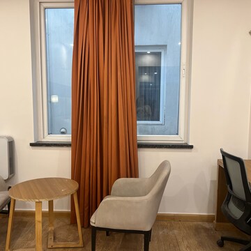 Living Room in  Pg at Udyog Vihar Phase 2 – for Rent