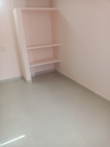 Room in 1 BHK Builder Floor at Somajiguda – for Rent