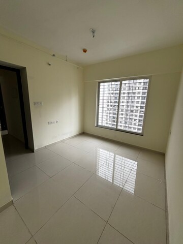 Room in 2 BHK Apartment at Kolte Patil Life Republic R 10, Hinjewadi – for Rent