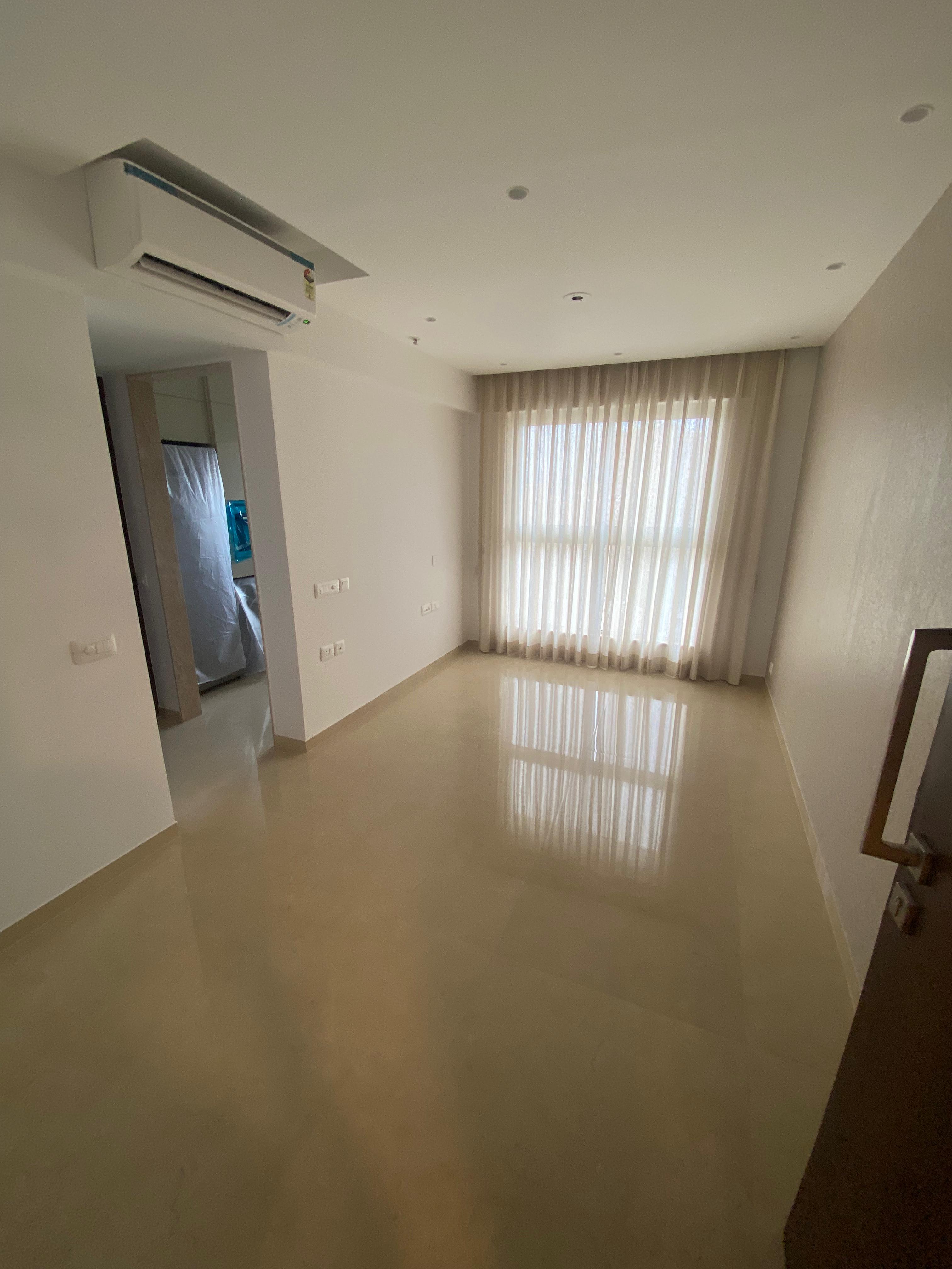 1 BHK Apartment For Rent in Hiranandani Regent Hill