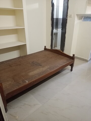 Room in 1 RK Builder Floor at Begumpet – for Rent