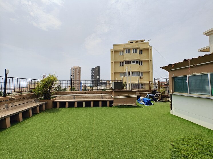 Terrace, bandra west 3 Bedroom 1200 Sq.Ft. Apartment In Bandra West Mumbai 8913692
