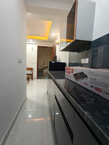 Kitchen in 1 BHK Builder Floor at Chattarpur – for Rent