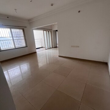 Room in 2 BHK Apartment at Kolte Patil Life Republic, Marunji – for Rent