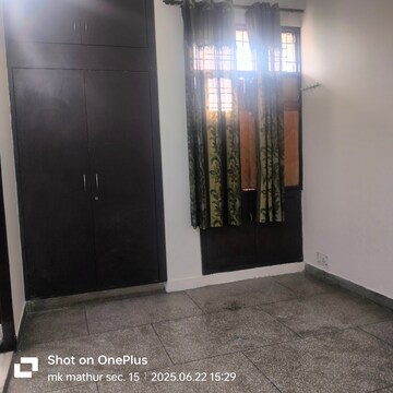Room in 2 BHK Apartment at Rail Vihar Apartment, Sector 15 – for Rent
