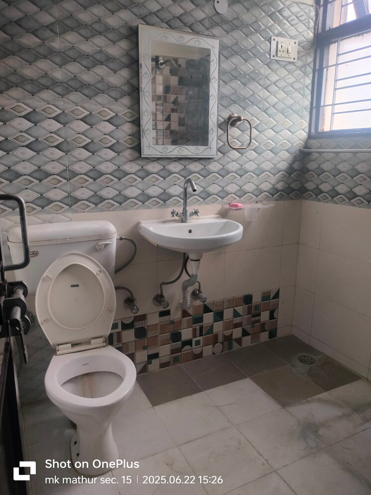 Bathroom, rail-vihar-apartment 2 Bedroom 800 Sq.Ft. Apartment In Sector 15 Gurgaon 8913817