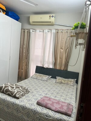 Bedroom in 1 BHK Apartment at SIPL Sarit, Andheri East – for Sale