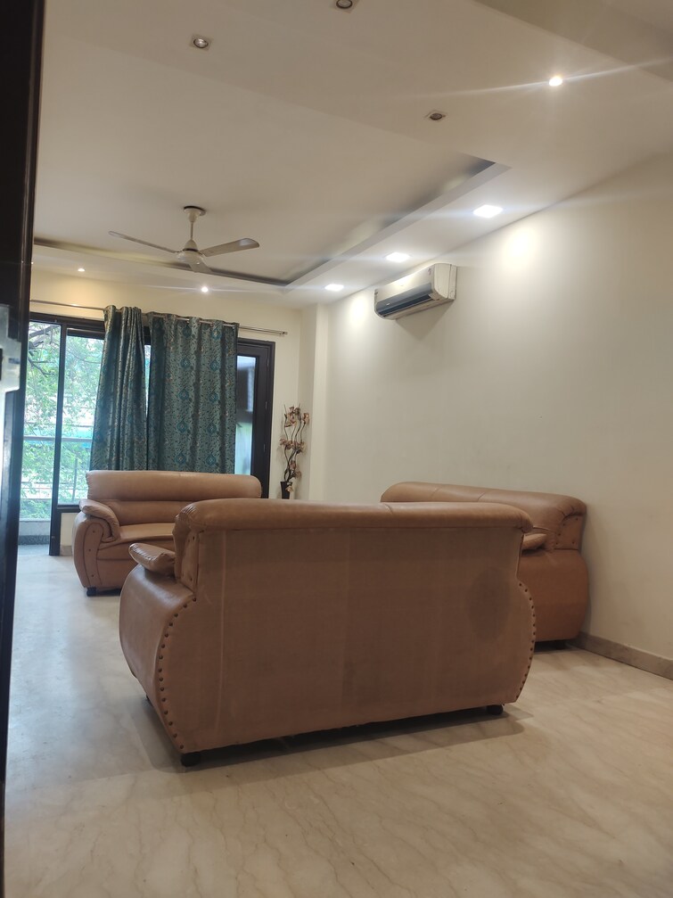 Cover Image, greater kailash ii 4 Bedroom 2500 Sq.Ft. Builder Floor In Greater Kailash ii Delhi 8913883