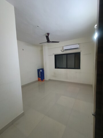 Bedroom in 1 BHK Apartment at Kharadi – for Rent