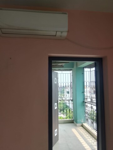 Room in 3 BHK Apartment at Ascon Era, Rajarhat New Town – for Rent