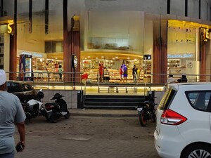 Parking in  Showroom at Marol – for Sale