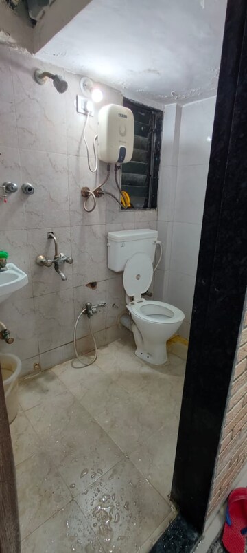 Master Bedroom in 1 BHK Apartment at Reliable Gulraj Tower, Kurla – for Rent