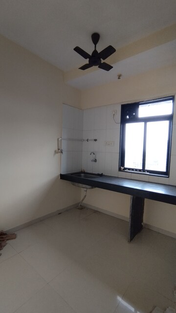 Room in 1 BHK Apartment at Raunak City Phase 2, Kalyan West – for Rent