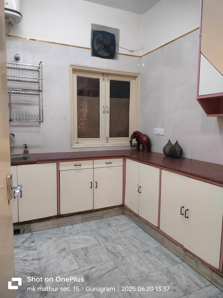 Kitchen, vasant-apartments 2 Bedroom 1300 Sq.Ft. Apartment In Sector 13 Gurgaon 8913887