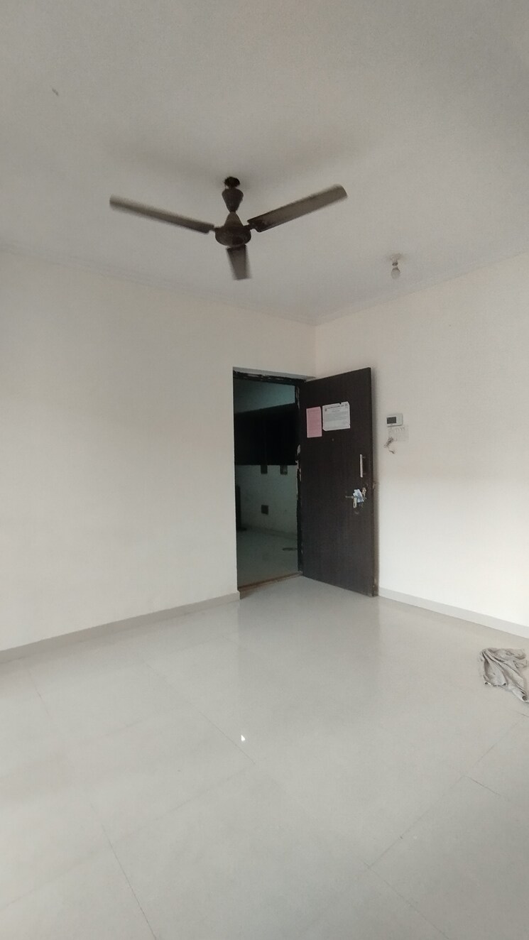 Room, raunak-city-phase-2 1 Bedroom 600 Sq.Ft. Apartment In Kalyan West Thane 8913876