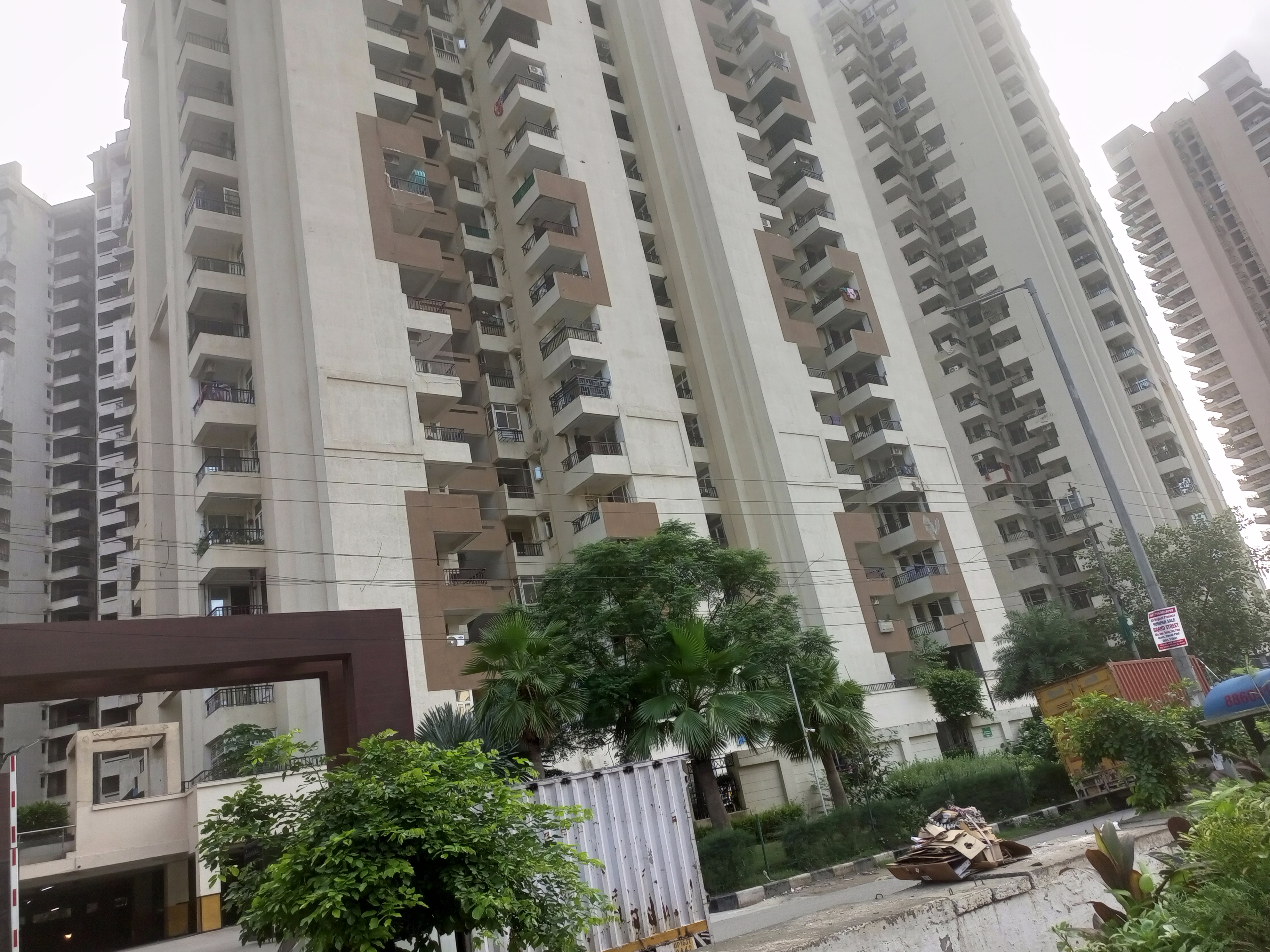 2.5 BHK Apartment For Sale in Supertech EcoVillage III