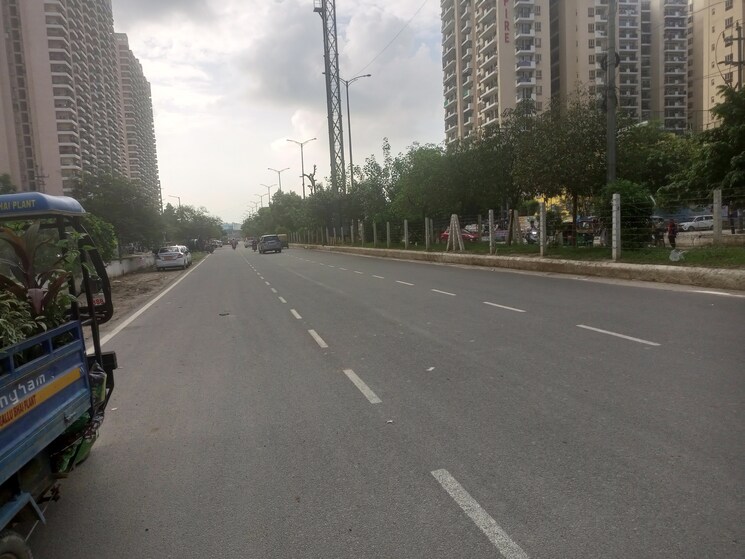 Exterior View, supertech-ecovillage-iii 2.5 Bedroom 930 Sq.Ft. Apartment In Sector 16b Greater Noida Greater Noida 8913882