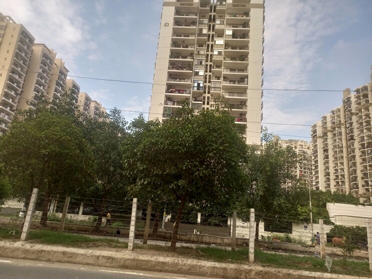 Exterior View, supertech-ecovillage-iii 2.5 Bedroom 930 Sq.Ft. Apartment In Sector 16b Greater Noida Greater Noida 8913882
