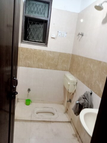 Attached Bathroom in 2 BHK Builder Floor at Neb Sarai – for Rent