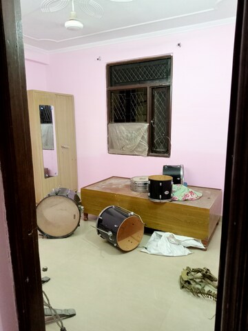 Master Bedroom in 2 BHK Builder Floor at Neb Sarai – for Rent