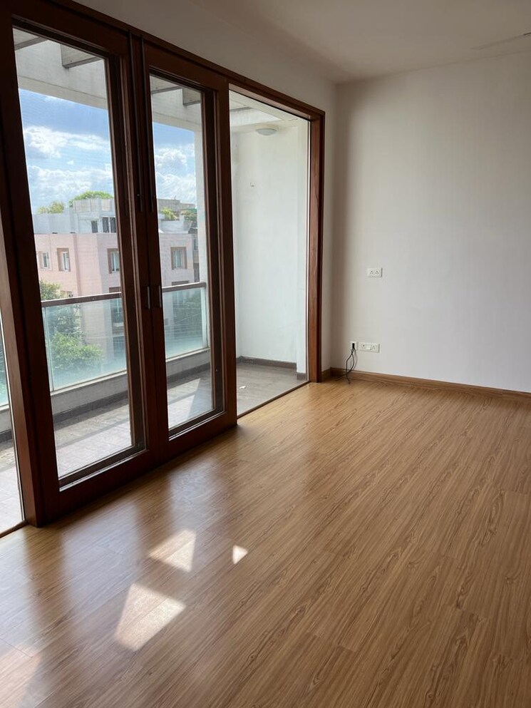 Room, veera-safdarjung-enclave 4 Bedroom 2700 Sq.Ft. Apartment In Safdarjung Enclave Delhi 8913912