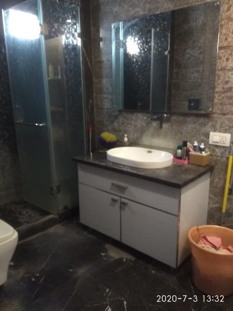 Kitchen, lok vihar 3 Bedroom 185 Sq.Yd. Builder Floor In Lok Vihar Delhi 8913951