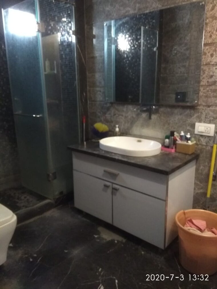 Kitchen, lok vihar 3 Bedroom 185 Sq.Yd. Builder Floor In Lok Vihar Delhi 8913951