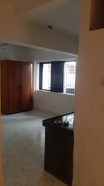 Room in 1 RK Apartment at Andheri West – for Rent