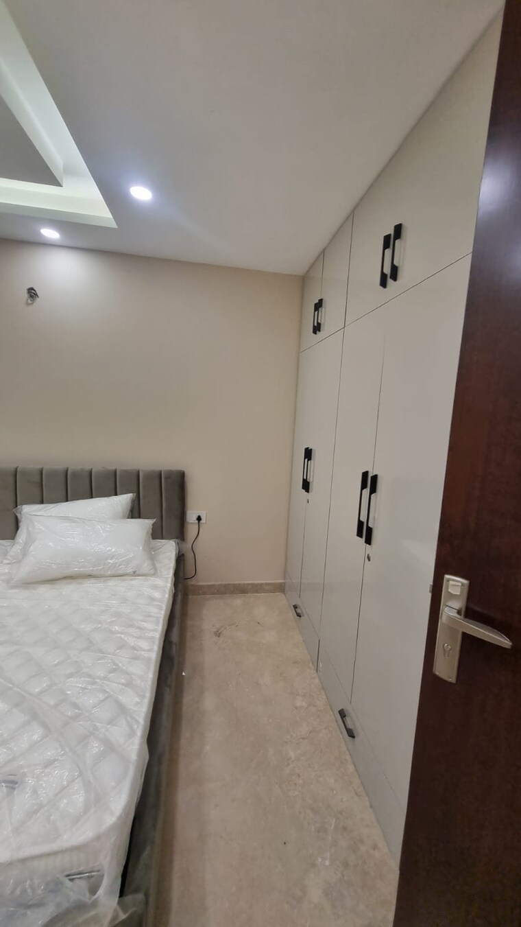 undefined, south extension i 3 Bedroom 200 Sq.Yd. Builder Floor In South Extension I Delhi 8913980