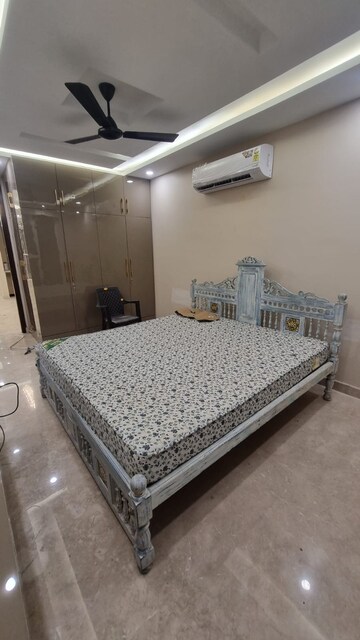 Bedroom in 3 BHK Builder Floor at South Extension I – for Sale