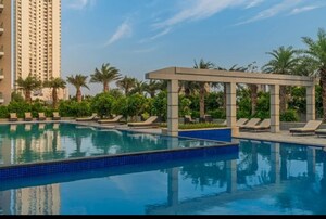 Swimming Pool in 3.5 BHK Apartment at DLF The Ultima, Sector 81 – for Sale