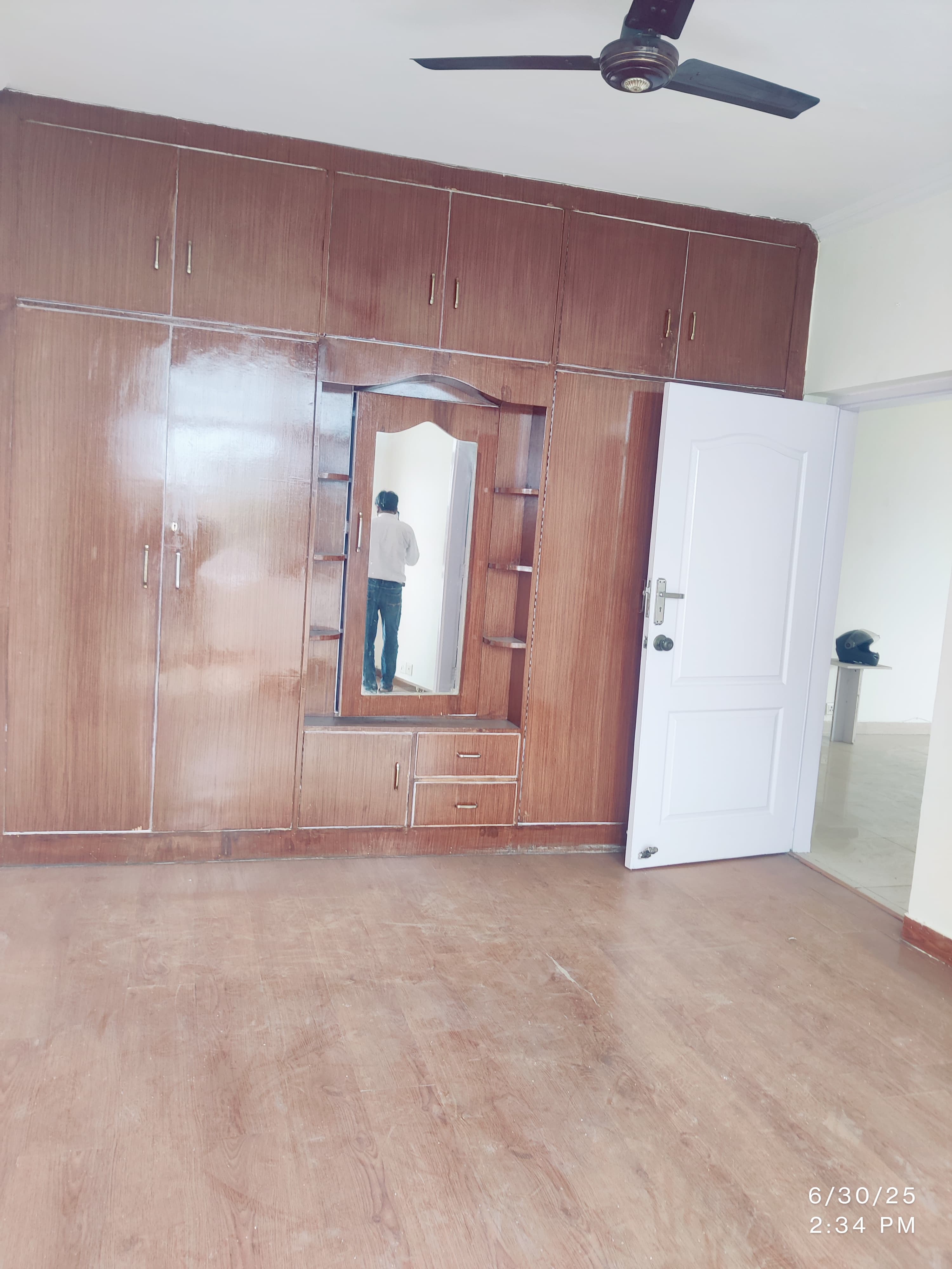 3 BHK 1450 Sq.Ft. Apartment in Raheja Teachers Apartments